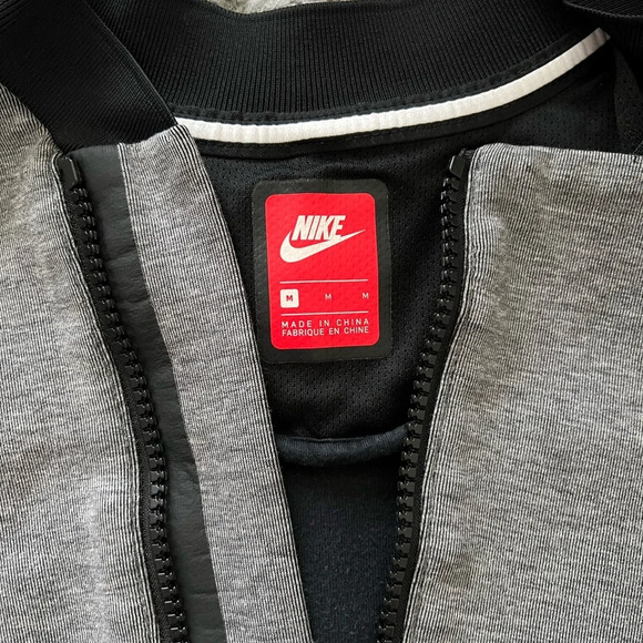 Nike Sportswear NSW Tech Fleece Jacket Mens Carbon Heather Grey size M EUC - Picture 3 of 4
